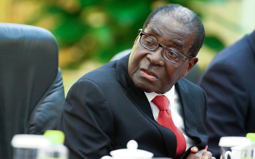 Zimbabvenin 92 yaşlı dövlət başçısı növbəti prezident seçkilərində iştirak etmək niyyətindədir