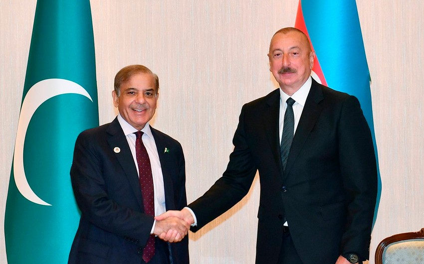 Shehbaz Sharif phones President Ilham Aliyev