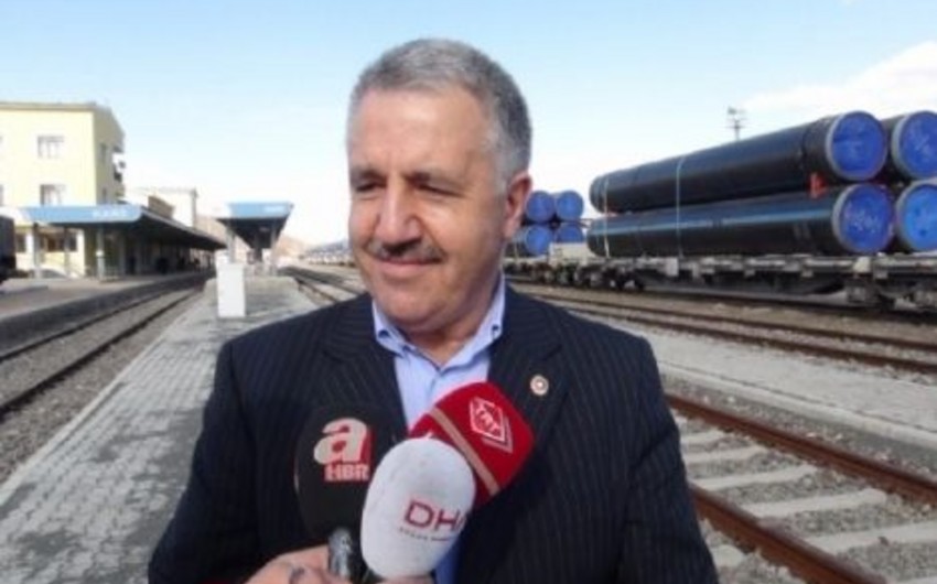 Турецкий министр: Железнодорожная линия БТК будет сдана в течение первых месяцев будущего года