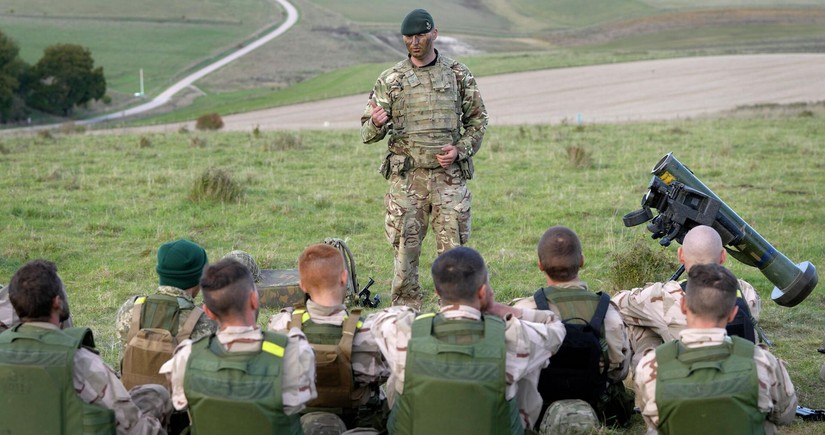 Евросоюз обучил 55 тыс. военнослужащих Украины