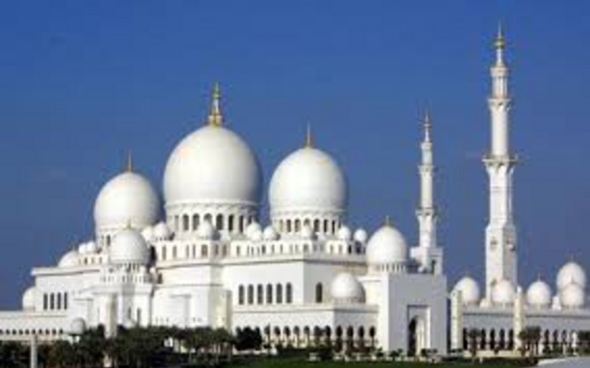 Одна из крупнейших мечетей Абу-Даби переименована в честь христианской Богоматери