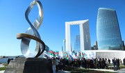 Azerbaijanis flock to Victory Park at Patriotic War anniversary