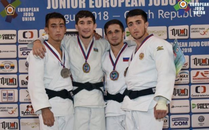Gənc cüdoçularımız Çexiyada 8 medal qazandılar