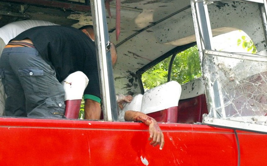 В Испании автобус свалился в пропасть, 12 погибших