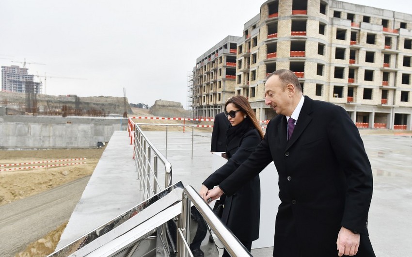 Президент Ильхам Алиев ознакомился с проделанными работами в Баку Белом городе