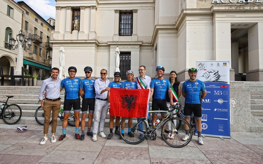 Де Бьязи отказался от благотворительного велотура ради сборной Азербайджана