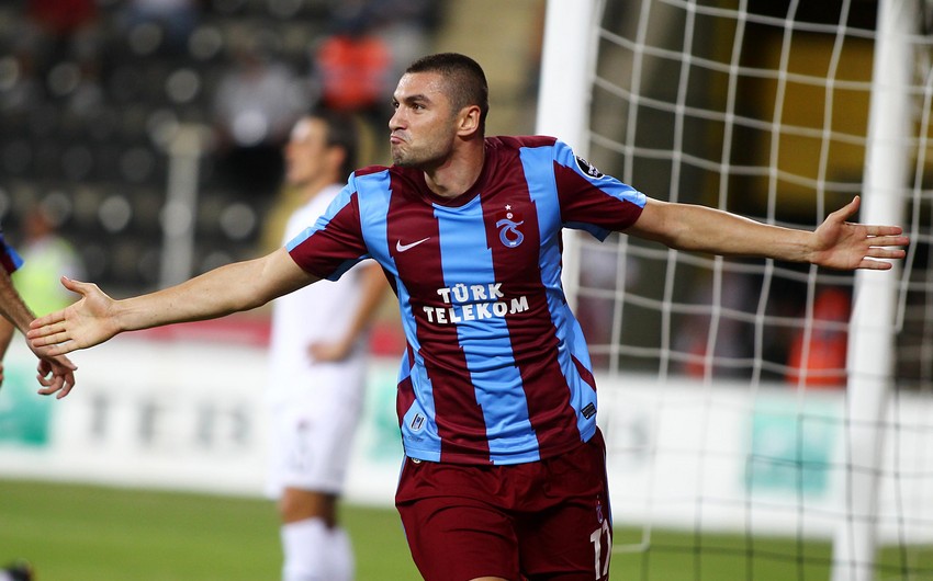 Burak Yılmaz karyerasını “Trabzonspor” klubunda davam etdirəcək