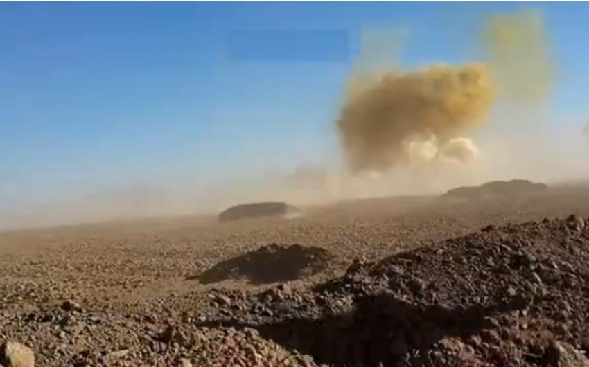 Mosulun qərbində İŞİD-in minalanmış avtomobili məhv edilib - VİDEO