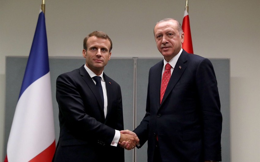 Эрдоган с Макроном обсудят ситуацию в Карабахе
