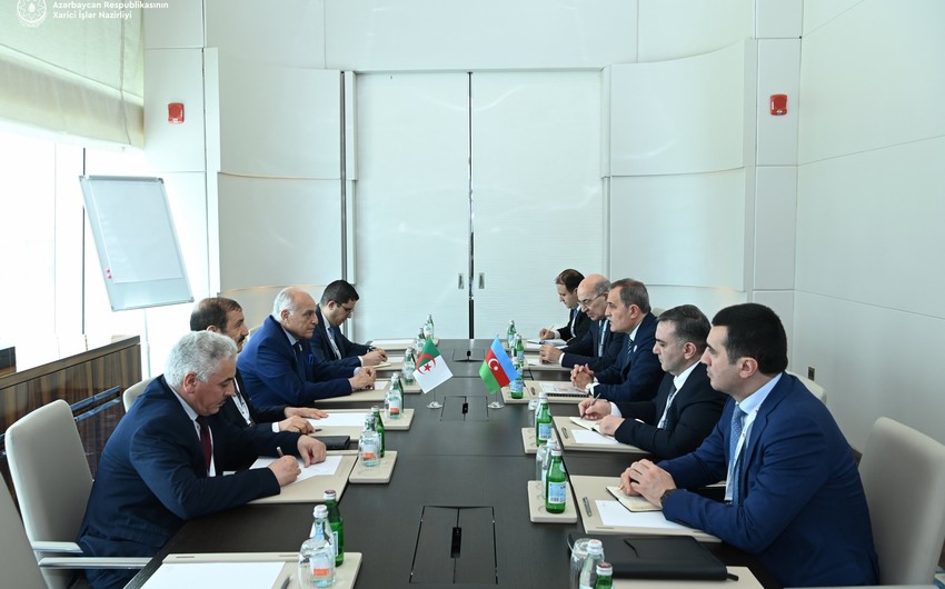 Азербайджан и Алжир обсудили энергетическое сотрудничество