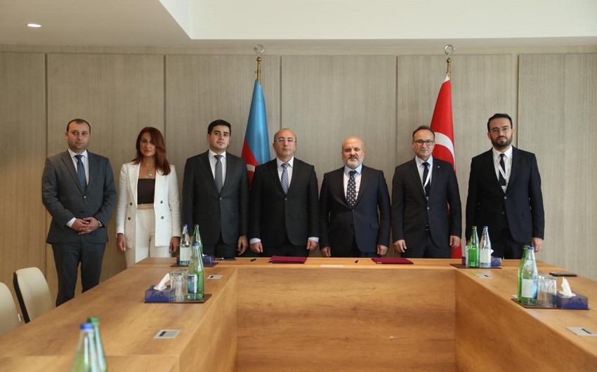 Азербайджан и Турция подписали протокол о намерениях в области геологии и горнодобывающей промышленности