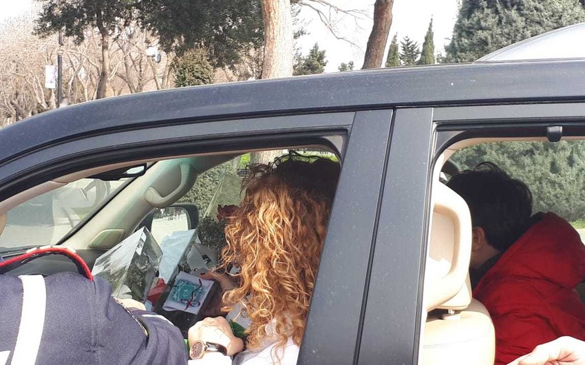 В Баку награждают женщин-водителей