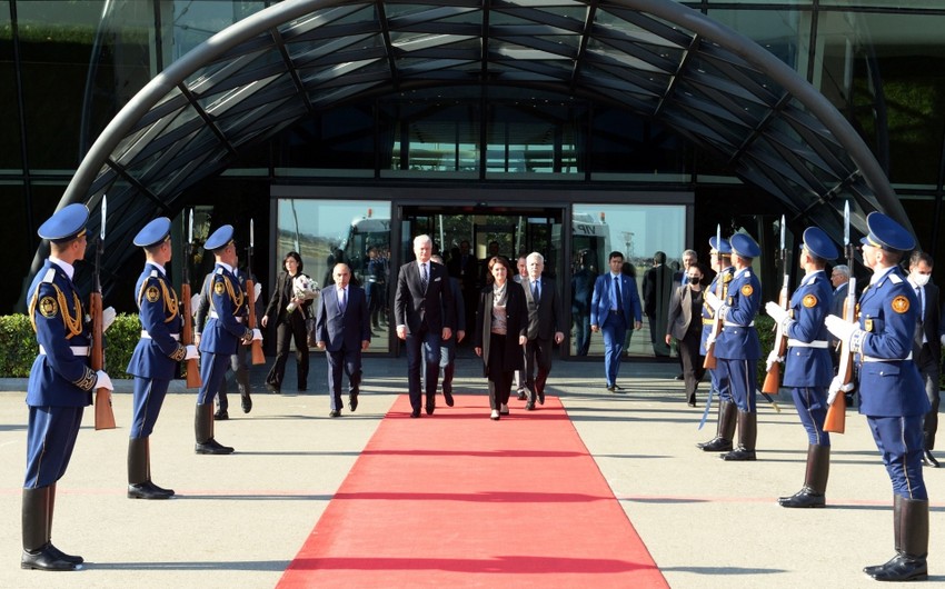 Завершился официальный визит президента Литвы в Азербайджан