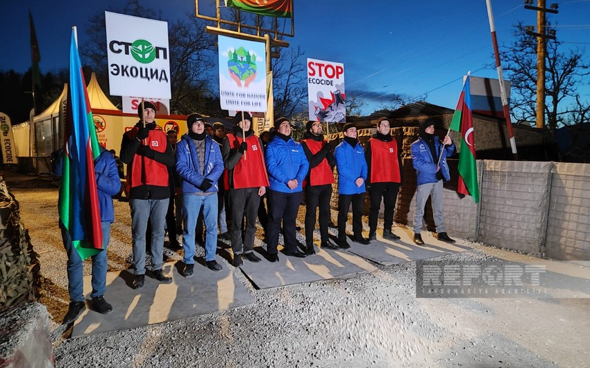 Активисты на дороге Ханкенди-Лачын призывают мировое сообщество встать на защиту экологии