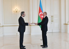 Ilham Aliyev receives credentials of incoming Portuguese ambassador