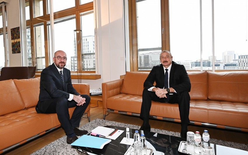 В Брюсселе прошла встреча президента Азербайджана с главой Совета ЕС
