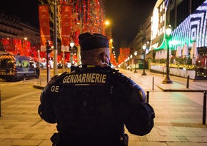  Во Франции оштрафовали 1,6 тыс. участников новогодней вечеринки