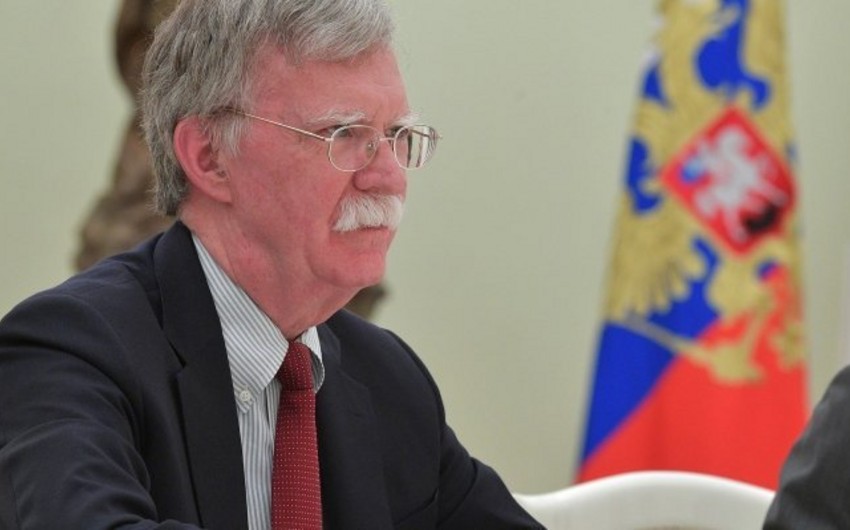 США не отменит санкции в отношении КНДР, хочет сообщить Болтон России