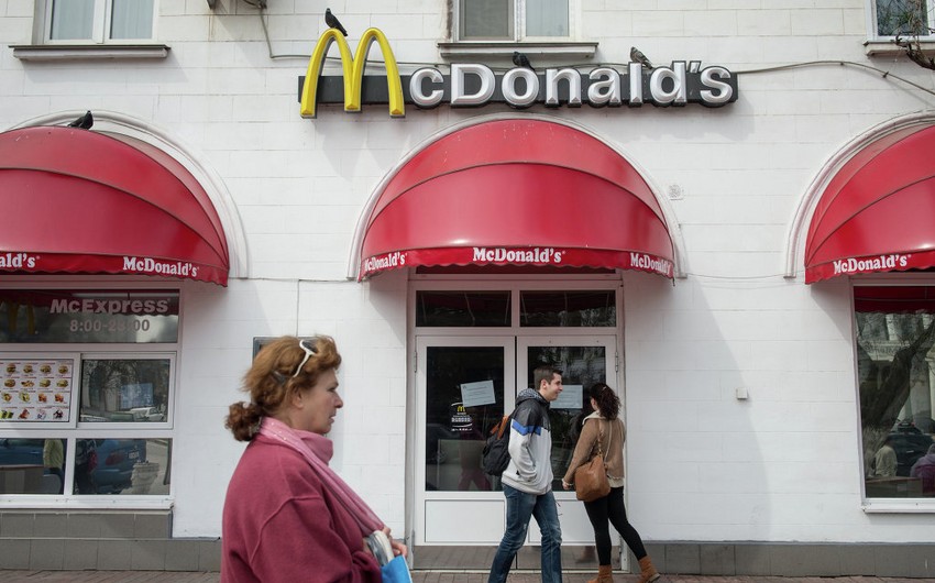 Неизвестные захватили заложников в McDonald's в США