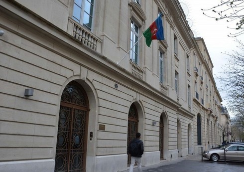 Парижский суд наказал напавшего на посольство Азербайджана во Франции