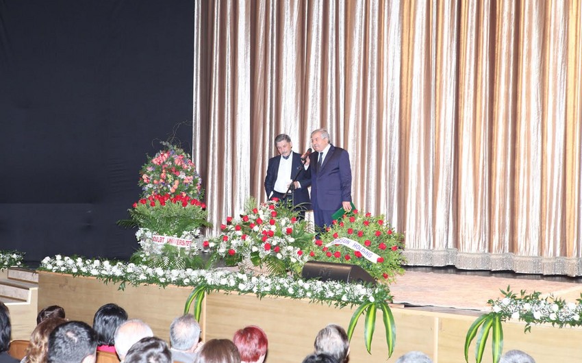 Xalq şairi Sabir Rüstəmxanlının 70 illik yubiley tədbiri keçirilib - FOTO