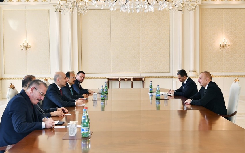 President Ilham Aliyev receives Turkish minister of transport and infrastructure
