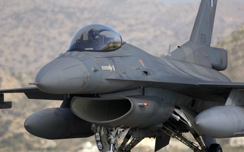 Danimarka Ukraynaya altı F-16 qırıcısı göndərib