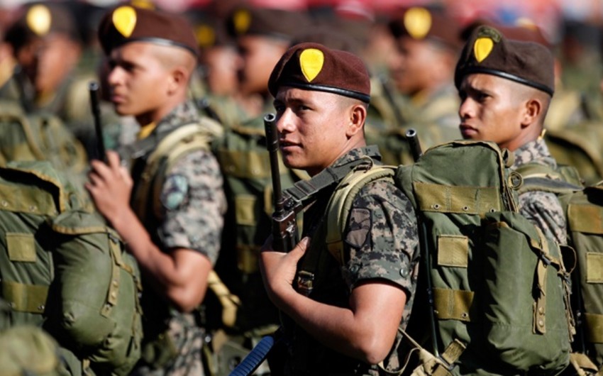 Власти Гондураса усилили охрану президента страны в связи с угрозами покушения