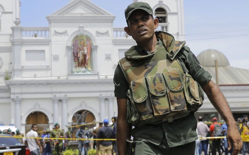 Взрывы на Шри-Ланке могли совершить радикальные исламисты