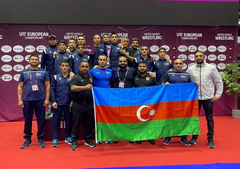 Сборная Азербайджана по греко-римской борьбе во второй раз подряд стала чемпионом Европы