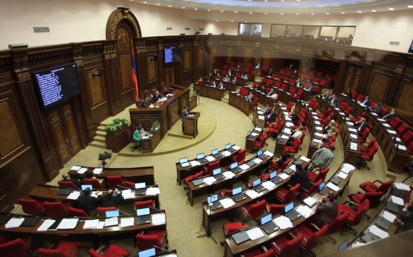 Ermənistanın yeni parlamentinin sədri vəzifəsinə namizədin adı açıqlanıb