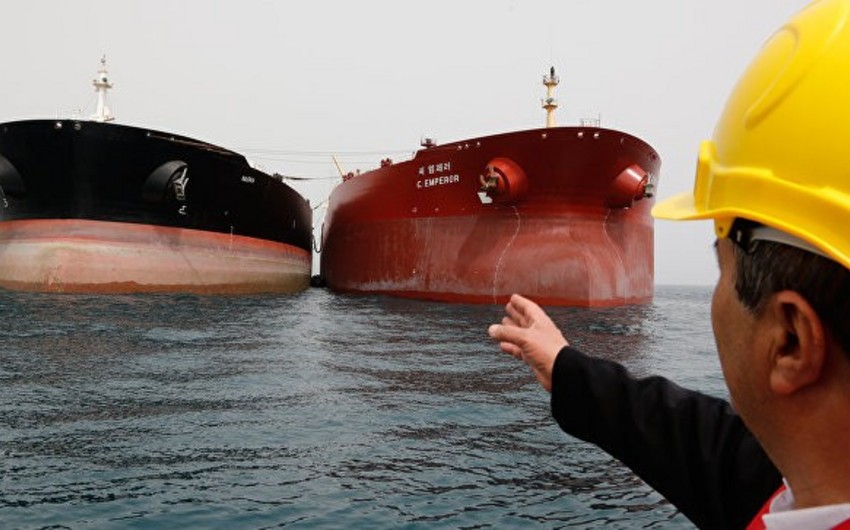 США обвинили Иран в попытке спрятать танкеры от спутников