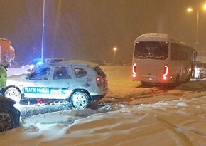 Istanbul-Ankara highway closed due to heavy snowfall