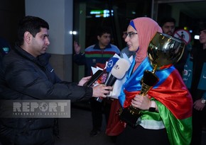 Азербайджанская шахматистка, ставшая чемпионкой мира, вернулась на родину