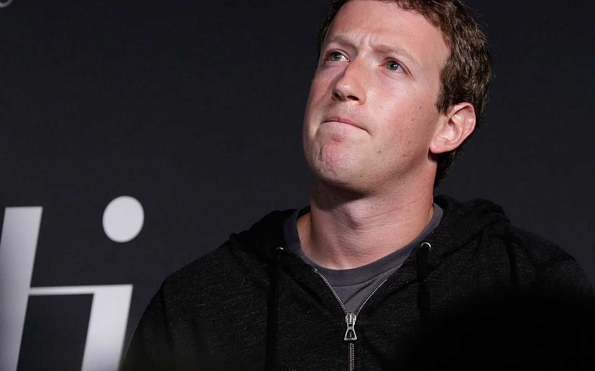 Facebook investors want to topple Mark Zuckerberg