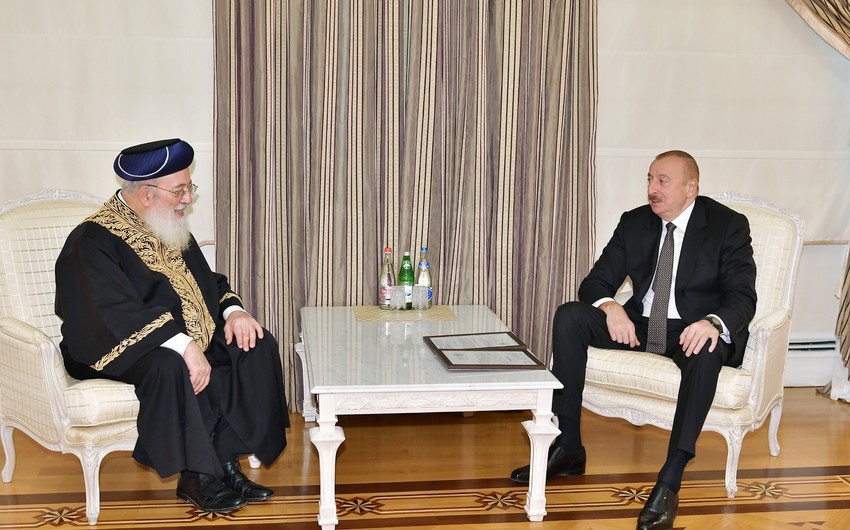 President Ilham Aliyev received Sephardic Chief Rabbi of Jerusalem