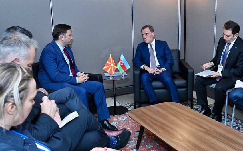 OSCE Chairman-in-Office meets with Azerbaijani, Armenian FMs