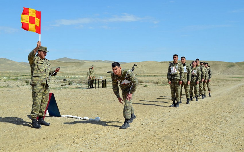 В азербайджанской армии состоялось первенство по военизированному кроссу