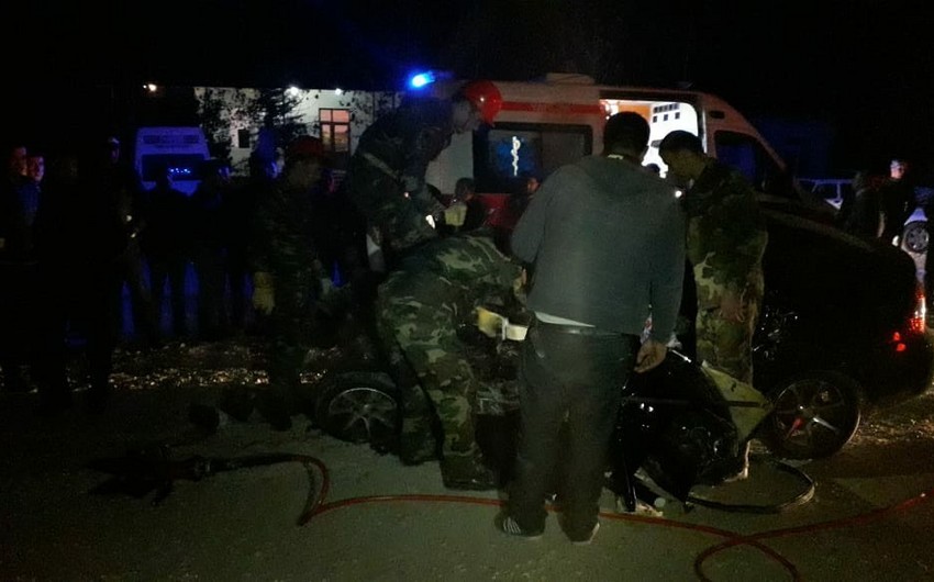 В Кюрдемире столкнулись два автомобиля, есть погибший - ФОТО