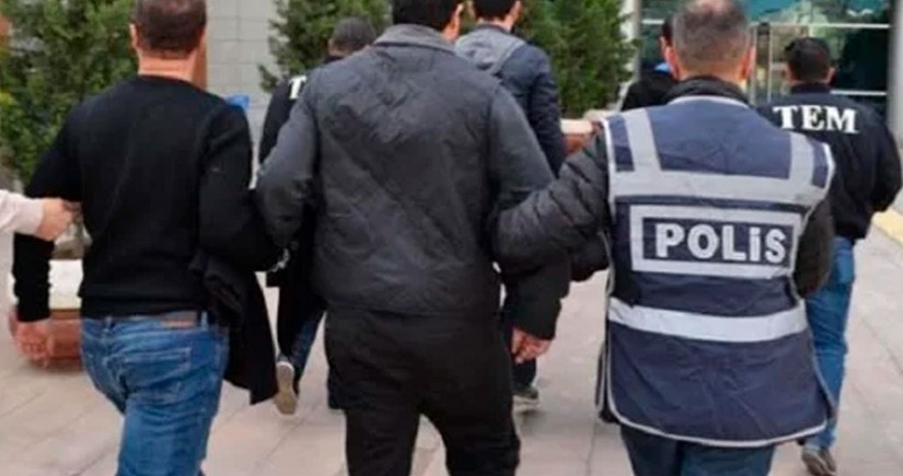 İstanbul Böyük Bələdiyyəsində korrupsiya hallarına görə 83 nəfər saxlanılıb, 10 nəfərin axtarışı davam edir