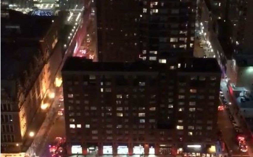 При пожаре в небоскребе в Нью-Йорке пострадали 13 человек