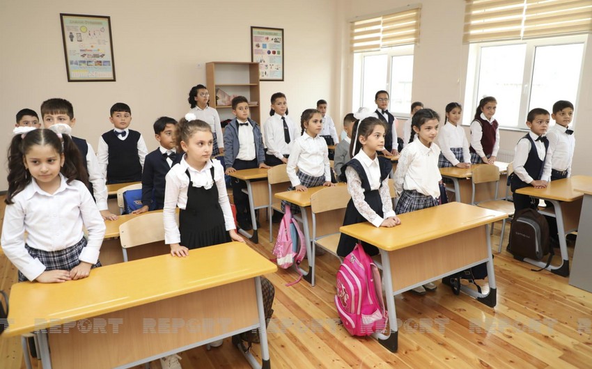 Сегодня в Азербайджане открылись школы