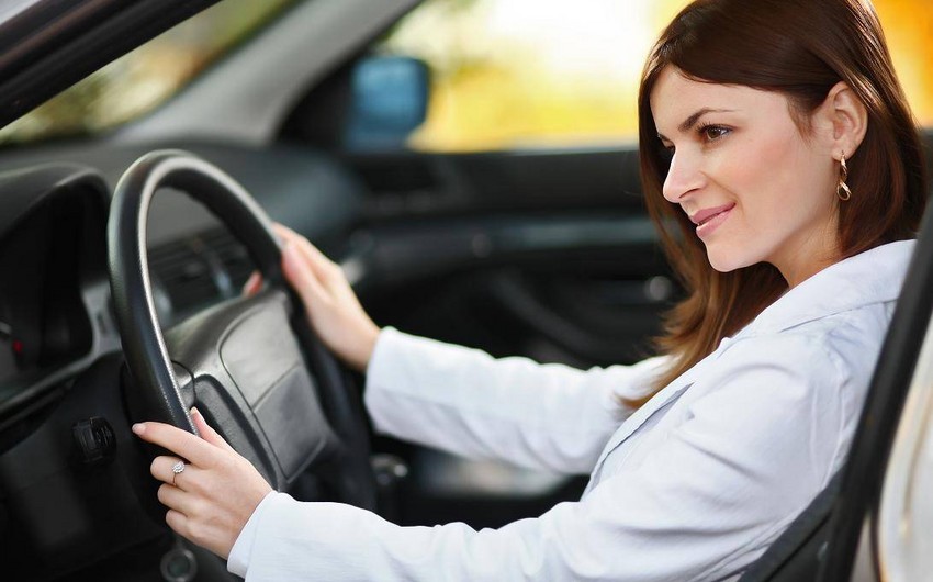 В Азербайджане выросло количество женщин, получивших водительские права