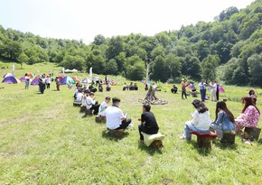 Uşaq İncəsənət Festivalının iştirakçıları üçün yay düşərgəsi təşkil olunub