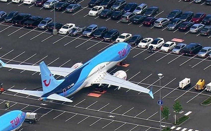 Boeing is crowding its employee parking lot with undelivered 737 Max jets - PHOTO