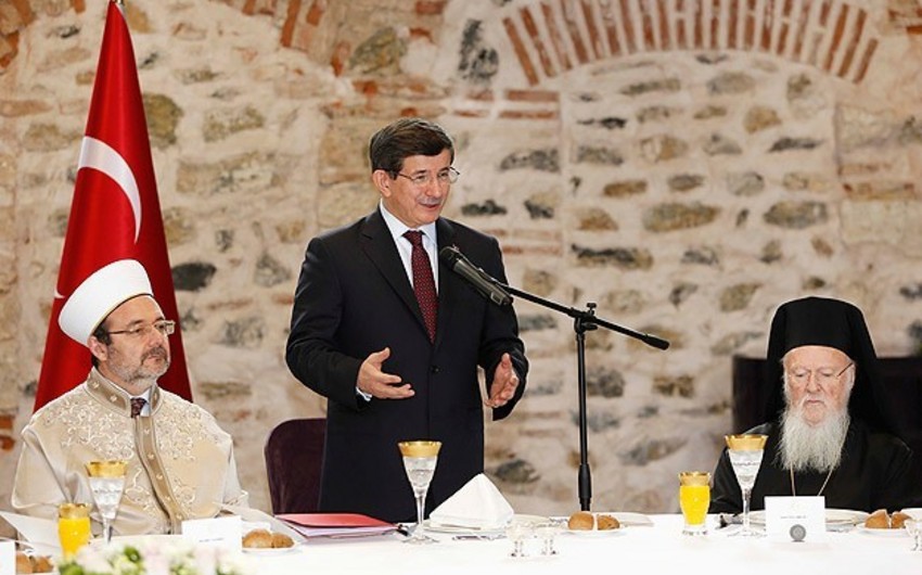 Turkish PM urges stand against religious discrimination