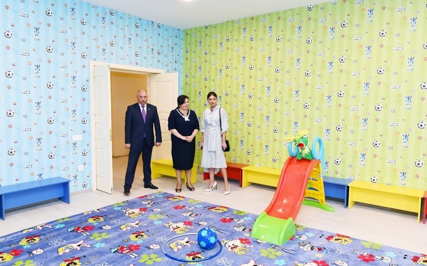 Mehriban Əliyeva Yasamalda 11 saylı körpələr evi-uşaq bağçasının yeni binasının açılışında iştirak edib
