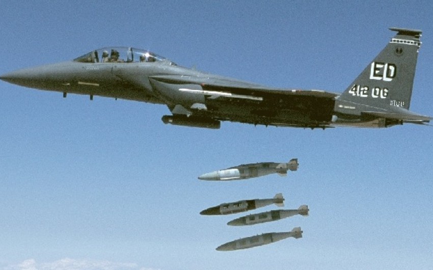Coalition air strikes and Turkish artillery killed 10 ISIS militants in Syria