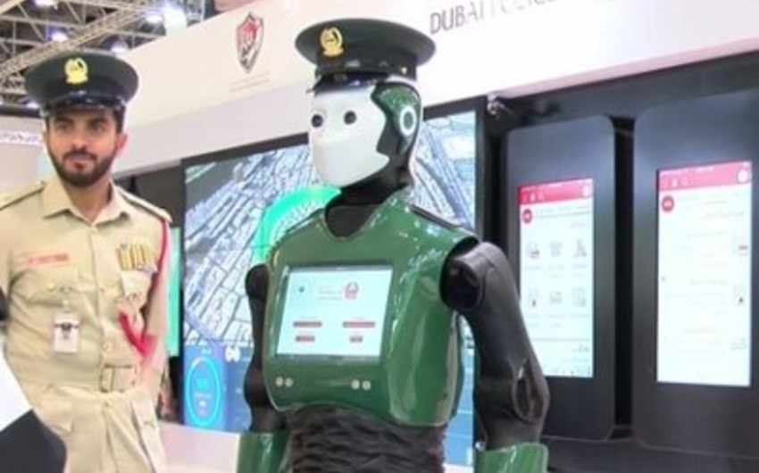 В Дубае начнет работать первый робот-полицейский