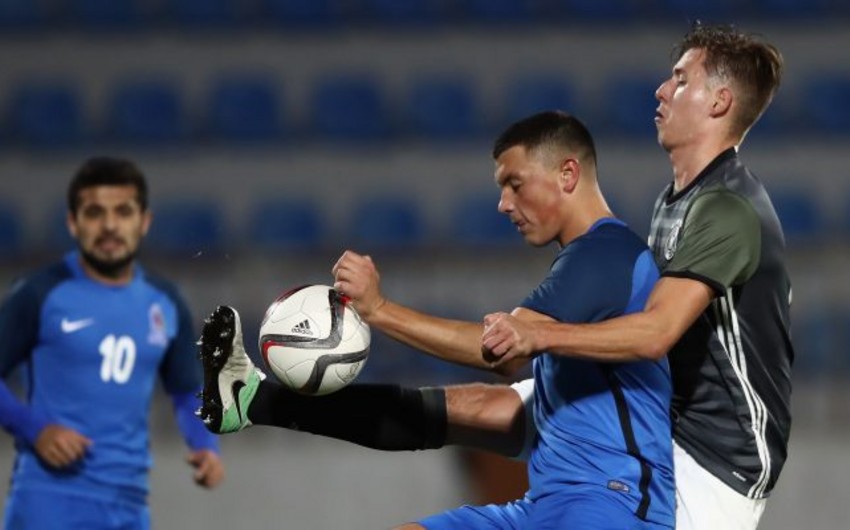 Футболист сборной Азербайджана прокомментировал исключение из основного состава немецкого клуба